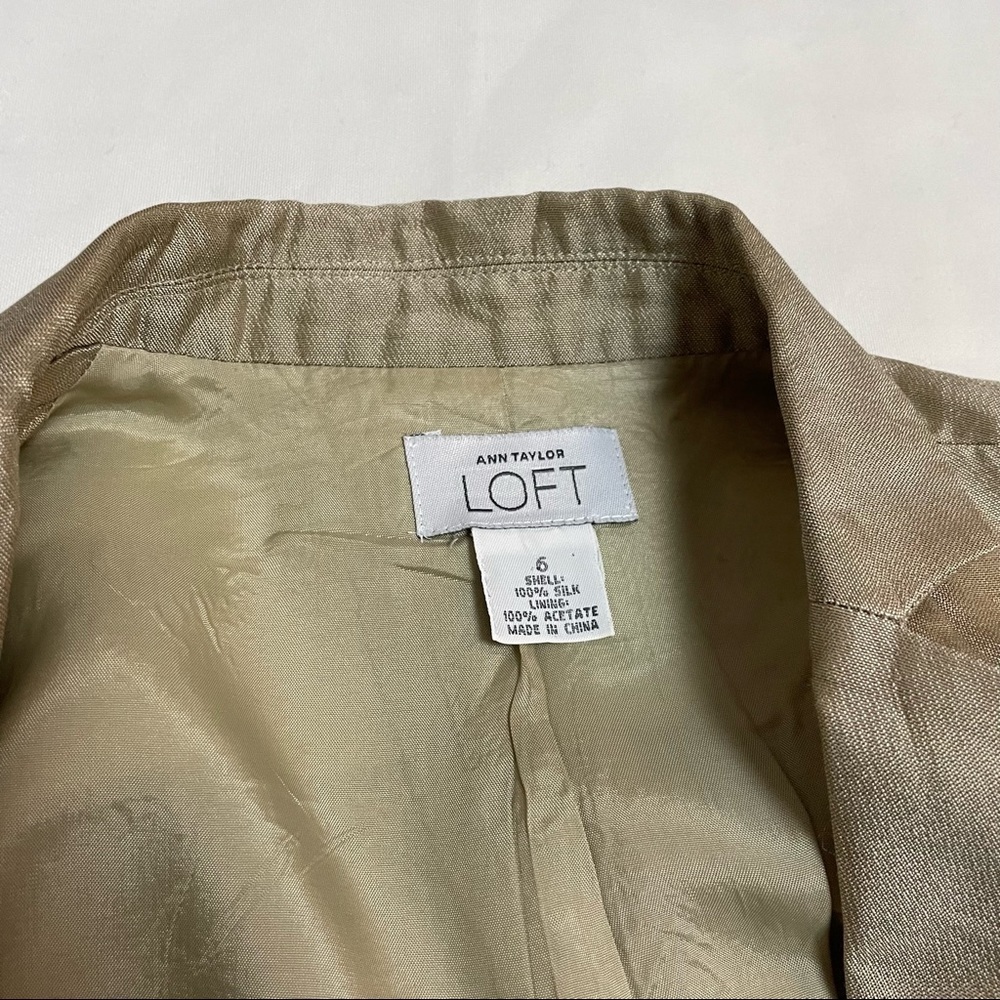 Ann Taylor LOFT Beige Silk Jacket Size 6 - Picture 5 of 8